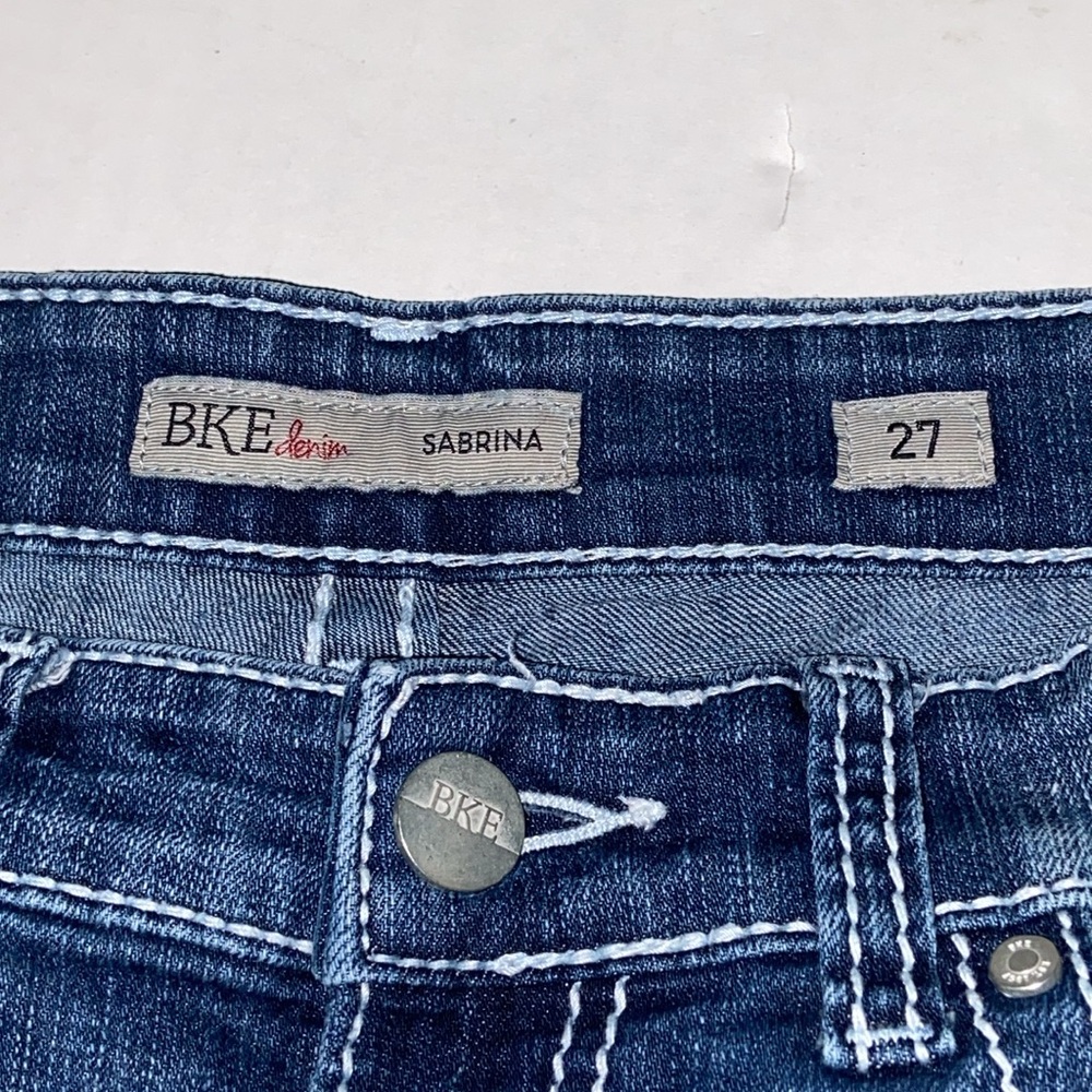 BKE Sabrina Women’s Size 27 Denim Capri Jeans - Picture 11 of 14